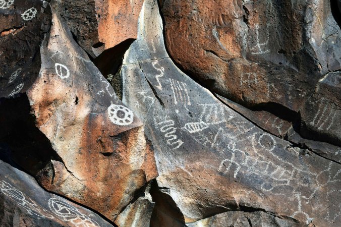16.02Petroglyphs.jpg